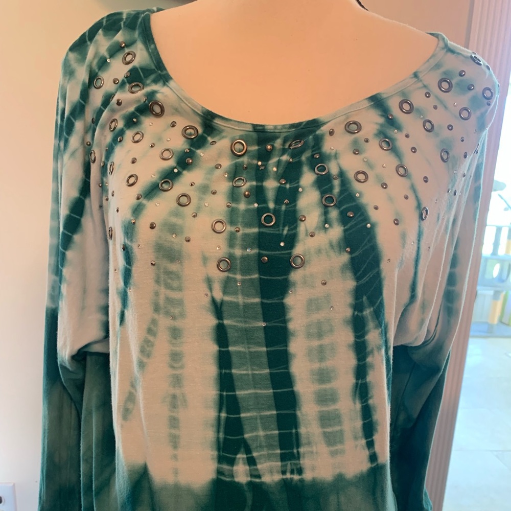 New Directions teal tie dyed gorgeous top-size small